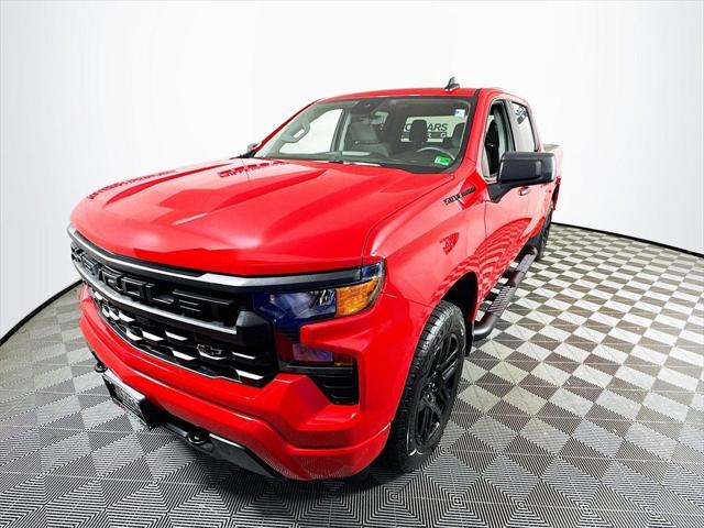 2024 Chevrolet Silverado 1500 4WD Crew Cab Short Bed Custom