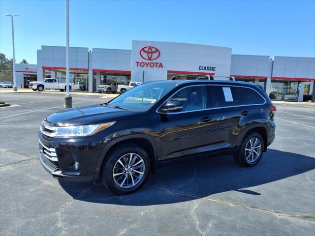 2019 Toyota Highlander SE