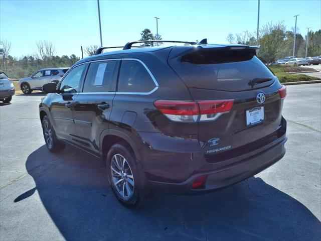 2019 Toyota Highlander SE