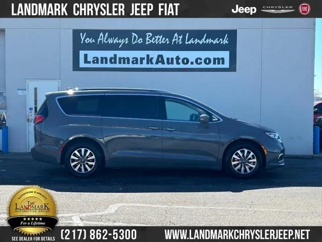 2021 Chrysler Pacifica Hybrid Touring L