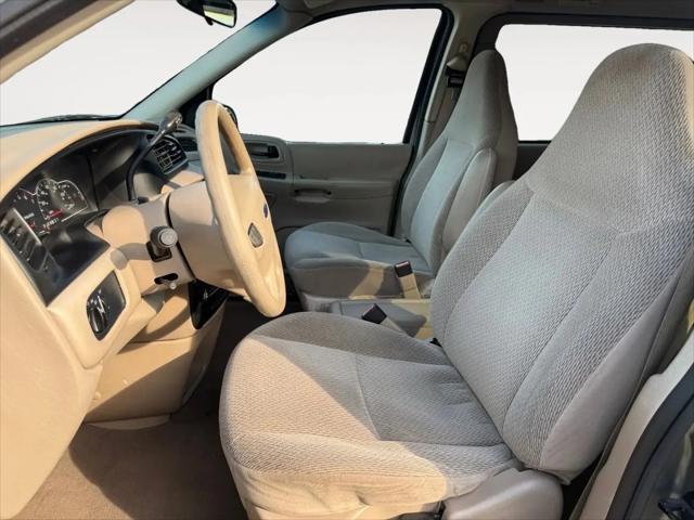 2003 Ford Windstar LX