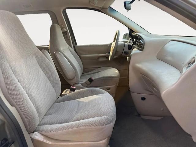 2003 Ford Windstar LX