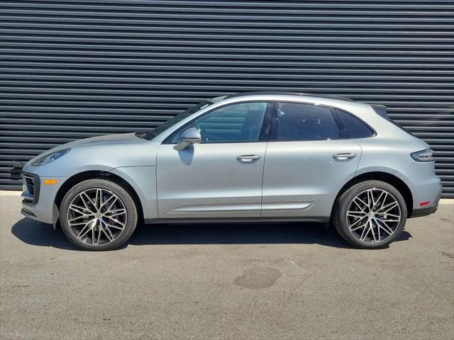 2025 Porsche Macan T