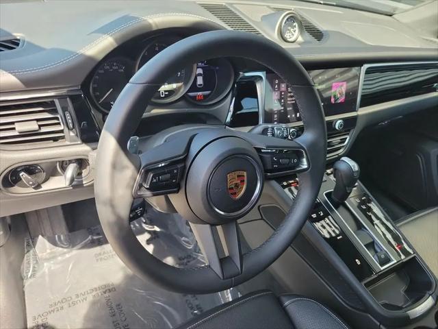 2025 Porsche Macan T