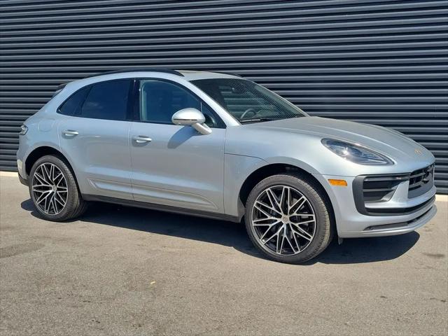 2025 Porsche Macan T