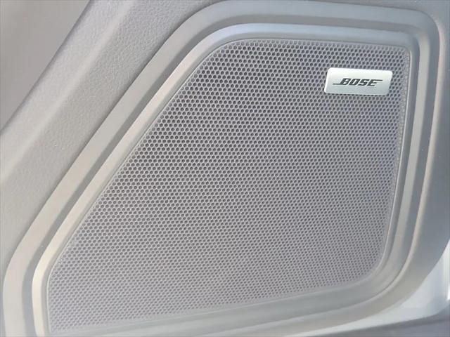 2025 Porsche Macan T