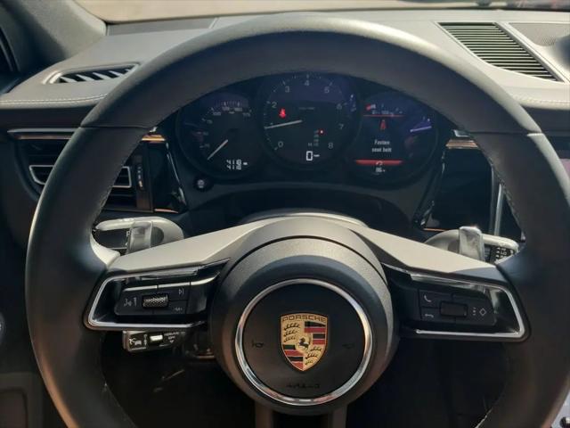 2025 Porsche Macan T