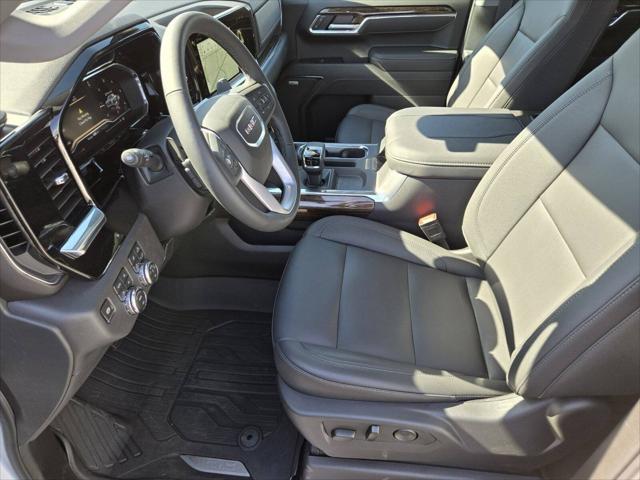 2025 GMC Sierra 1500 4WD Crew Cab Short Box Elevation with 3SB