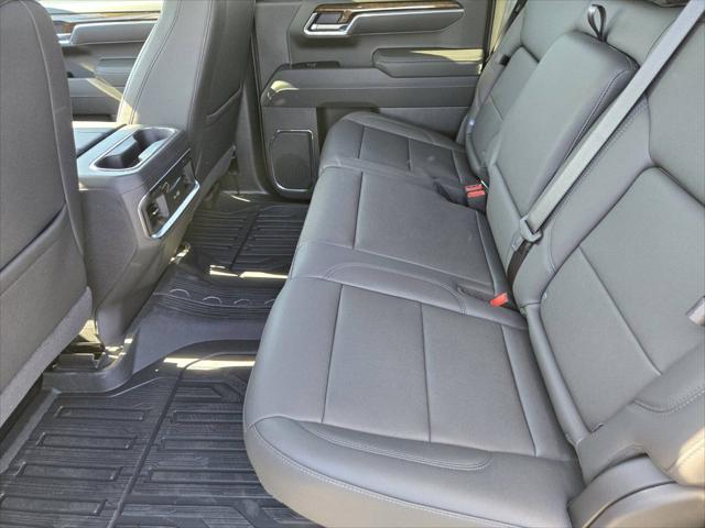 2025 GMC Sierra 1500 4WD Crew Cab Short Box Elevation with 3SB