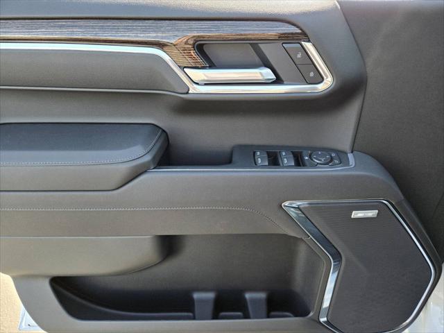 2025 GMC Sierra 1500 4WD Crew Cab Short Box Elevation with 3SB