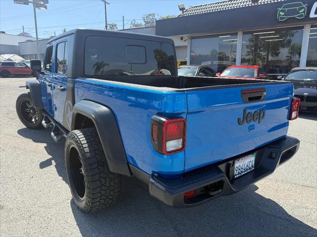 2023 Jeep Gladiator Sport