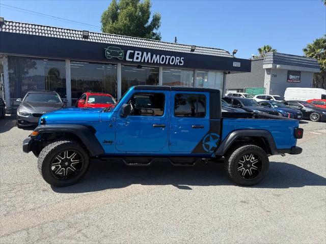 2023 Jeep Gladiator Sport