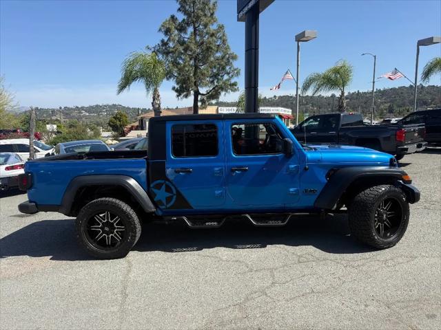 2023 Jeep Gladiator Sport