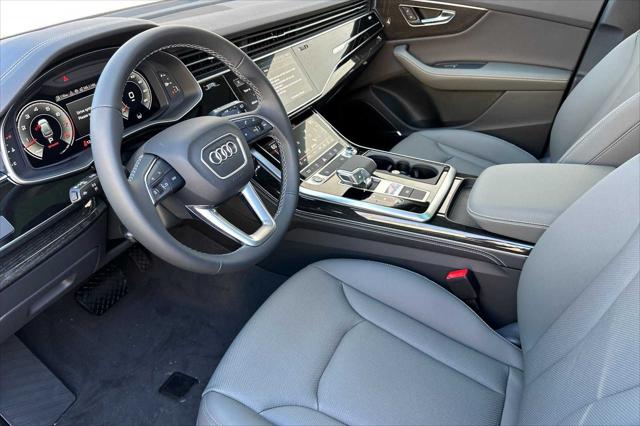 2025 Audi Q8 Premium Plus 55 TFSI quattro