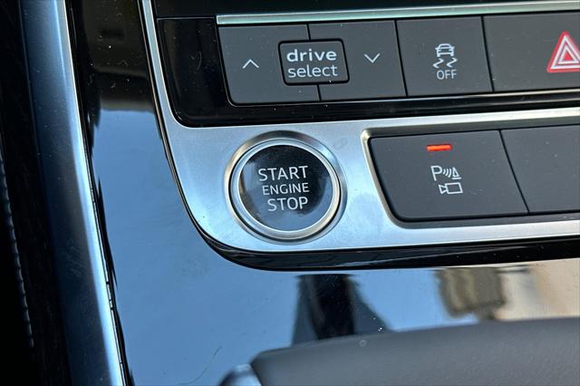 2025 Audi Q8 Premium Plus 55 TFSI quattro