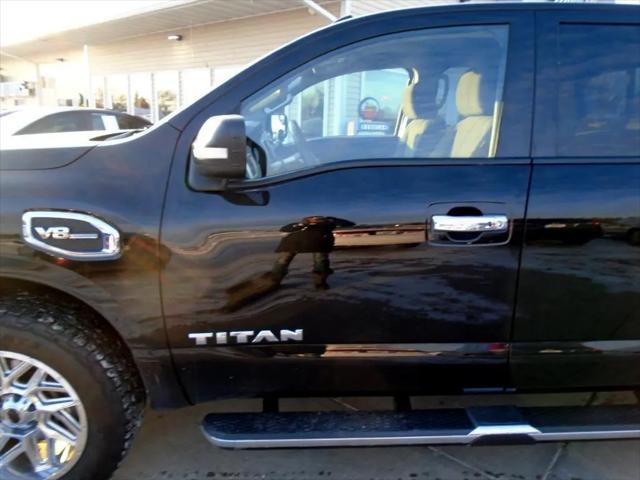 2017 Nissan Titan SV