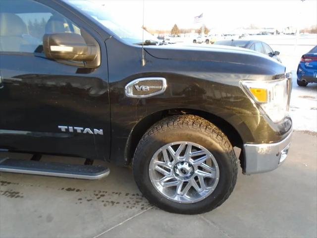 2017 Nissan Titan SV