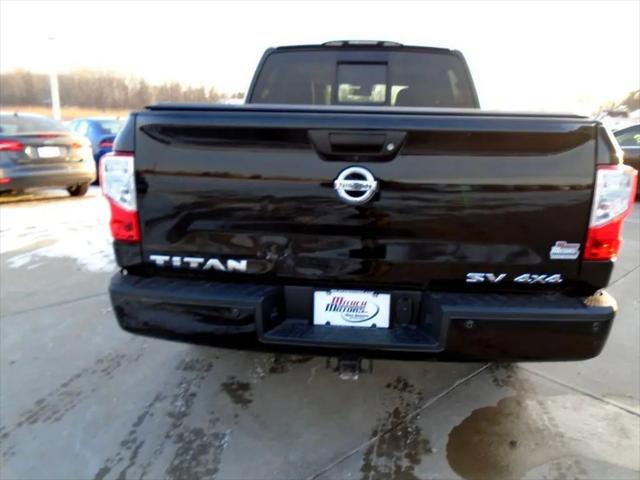2017 Nissan Titan SV