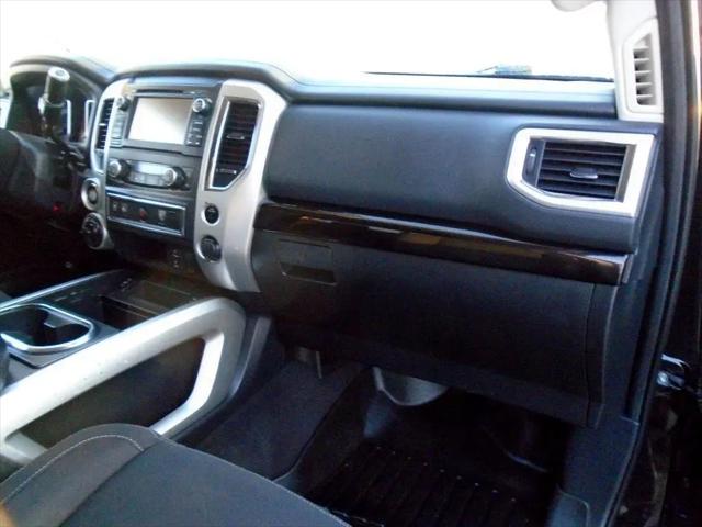 2017 Nissan Titan SV