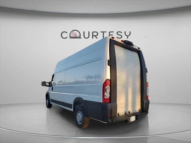 2025 Ram ProMaster Step Van Super High Roof 159" WB EXT