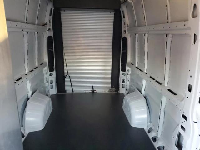 2025 Ram ProMaster Step Van Super High Roof 159" WB EXT