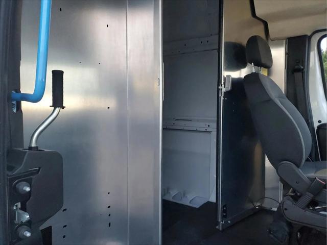 2025 Ram ProMaster Step Van Super High Roof 159" WB EXT