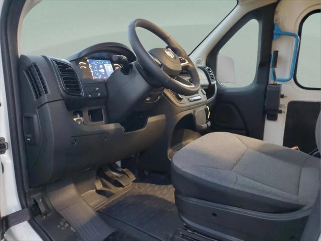 2025 Ram ProMaster Step Van Super High Roof 159" WB EXT