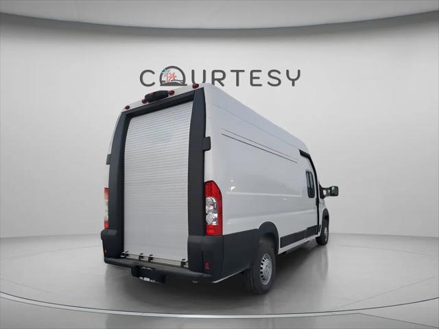 2025 Ram ProMaster Step Van Super High Roof 159" WB EXT