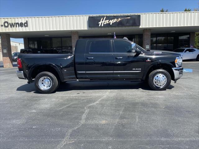 2019 RAM 3500 Limited Mega Cab 4x4 64 Box