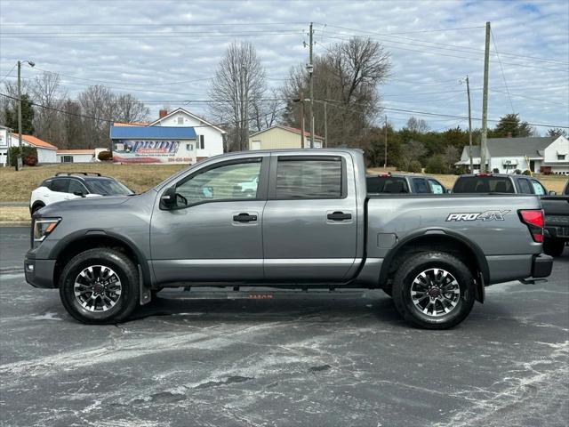 2024 Nissan TITAN Crew Cab PRO-4X 4x4