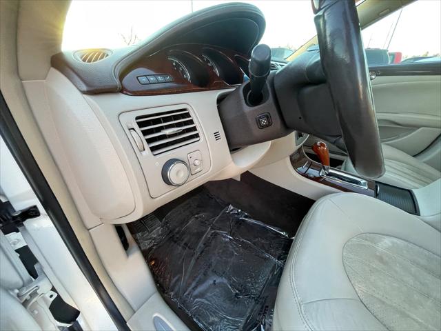 2011 Buick Lucerne Super