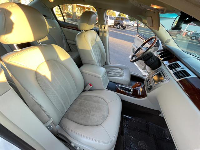 2011 Buick Lucerne Super