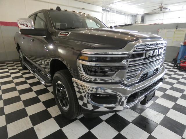2025 RAM Ram 3500 RAM 3500 LARAMIE CREW CAB 4X4 64 BOX