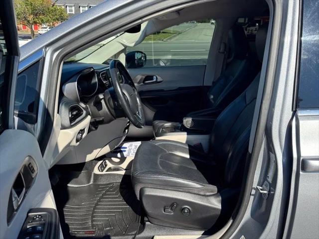 2021 Chrysler Pacifica Touring L