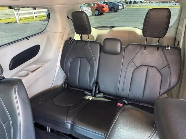 2021 Chrysler Pacifica Touring L