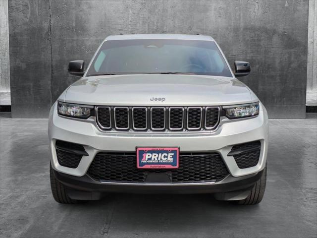 2022 Jeep Grand Cherokee Laredo