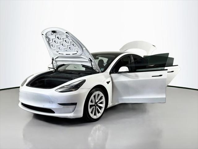 2021 Tesla Model 3 Standard Range Plus Rear-Wheel Drive
