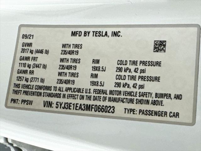 2021 Tesla Model 3 Standard Range Plus Rear-Wheel Drive