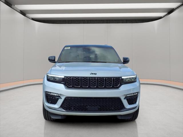 2025 Jeep Grand Cherokee GRAND CHEROKEE SUMMIT 4X4