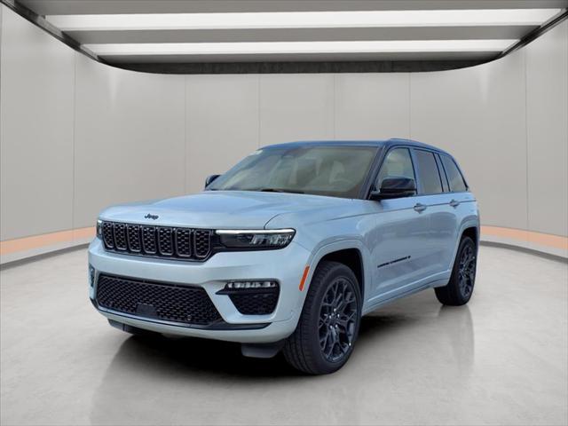 2025 Jeep Grand Cherokee GRAND CHEROKEE SUMMIT 4X4