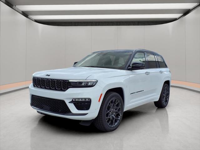 2025 Jeep Grand Cherokee GRAND CHEROKEE SUMMIT 4X4