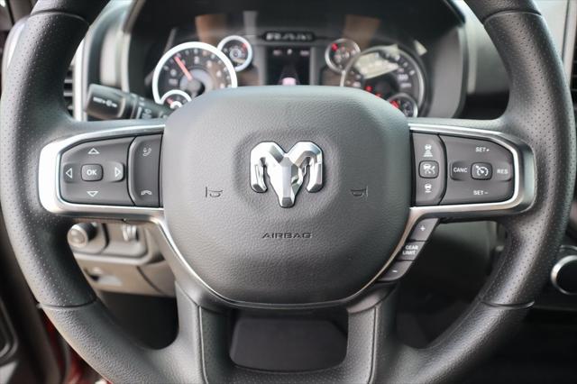 2025 RAM Ram 1500 RAM 1500 TRADESMAN QUAD CAB 4X4 64 BOX