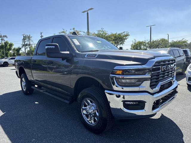 2025 RAM Ram 2500 RAM 2500 TRADESMAN CREW CAB 4X4 64 BOX