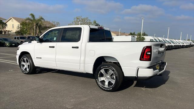2025 RAM Ram 1500 RAM 1500 TRADESMAN CREW CAB 4X2 57 BOX