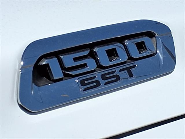 2025 RAM Ram 1500 RAM 1500 LONE STAR CREW CAB 4X4 57 BOX