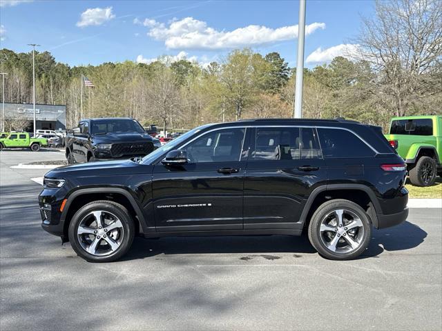 2025 Jeep Grand Cherokee GRAND CHEROKEE LIMITED 4X4
