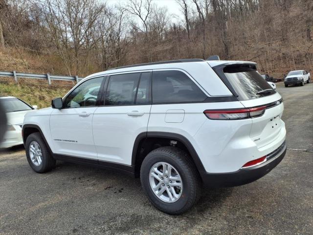 2025 Jeep Grand Cherokee GRAND CHEROKEE LAREDO 4X4