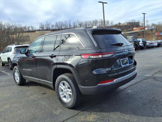 2025 Jeep Grand Cherokee GRAND CHEROKEE LAREDO 4X4