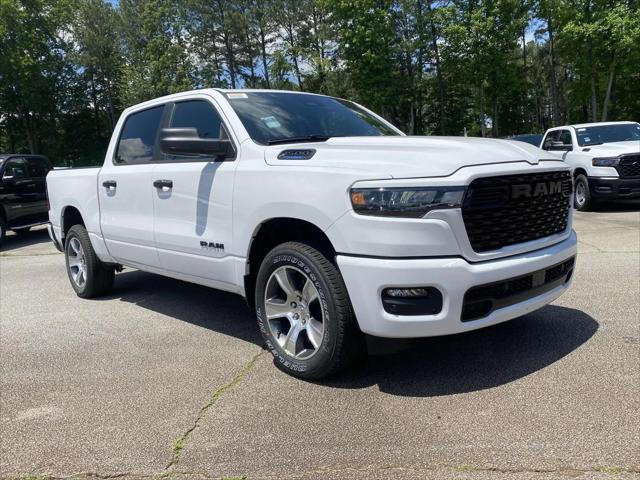 2025 RAM Ram 1500 RAM 1500 TRADESMAN CREW CAB 4X2 57 BOX
