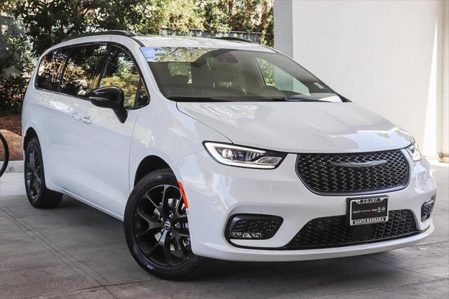 2025 Chrysler Pacifica PACIFICA LIMITED AWD